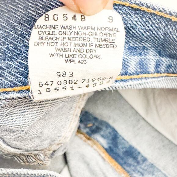 Levi's 550 Vintage Women Relaxed Fit Tapered Leg Denim Jeans Size 12 Misses - Picture 7 of 8